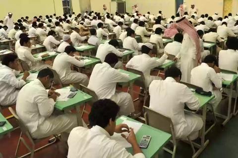 عاجل: السعودية الغاء نظام الفصول الثلاثة رسمياً
