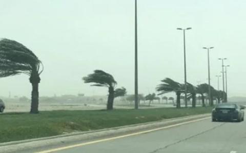 بعد كارثة دبي…منطقة تبوك على موعد مع كارثة كبيرة