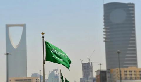 السعودية: تفاجئ العالم بقرار رسمي يُسعد كل
